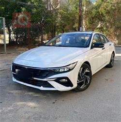 هیۆندای ئەلەنترا